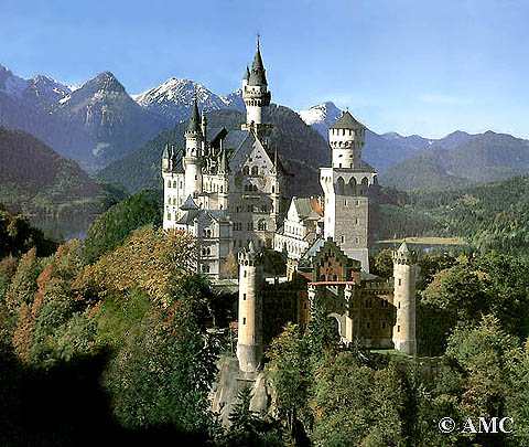 Школа чародеев, пифий и травниц. Neuschwanstein